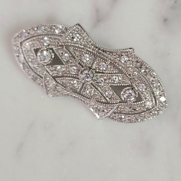 Art Deco crystal set in rhodium plated brooch. NEW - Picture 5 of 5
